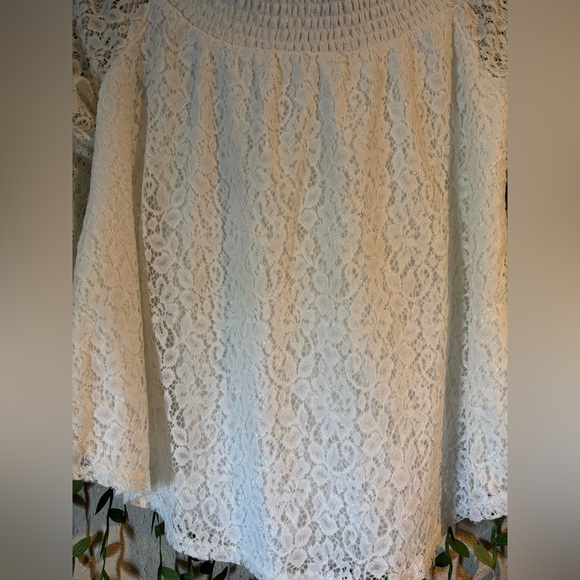 Lace girl shirt - top size large - Picture 4 of 5
